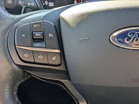 Used 2020 Ford Explorer XLT w/ Equipment Group 202A image 11