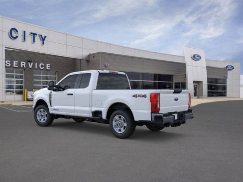 New 2026 Ford F250 XLT image 6