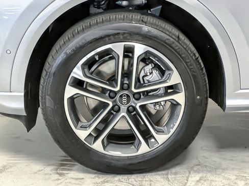 New 2025 Audi Q5 Premium image 25