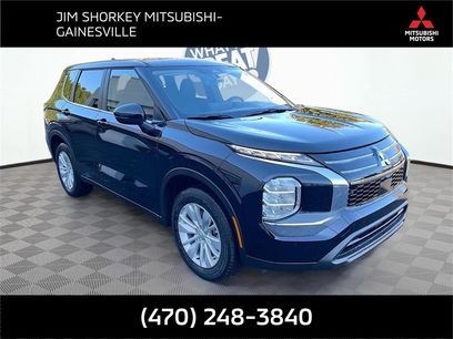 New 2026 Mitsubishi Outlander ES