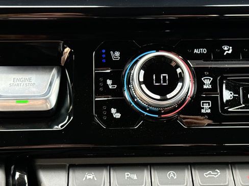 New 2026 GMC Sierra 1500 AT4X w/ LPO, Black Badging Package AWD/4WD image 21