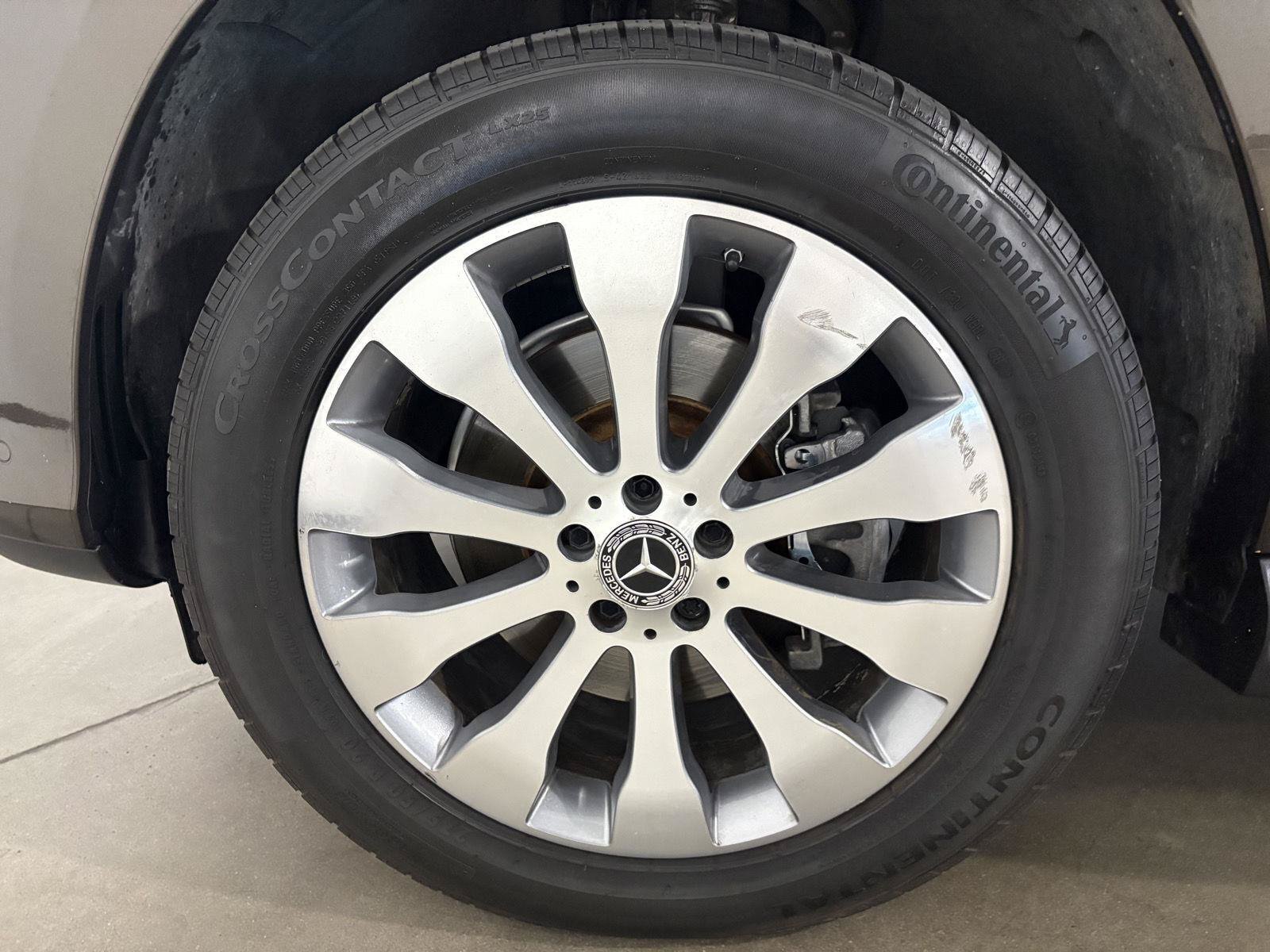 Used 2017 Mercedes-Benz GLS 450 4MATIC image 51