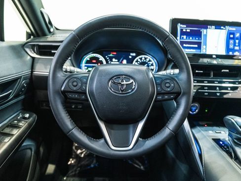 Certified 2022 Toyota Venza Limited w/ Advanced Technology Package AWD/4WD image 16