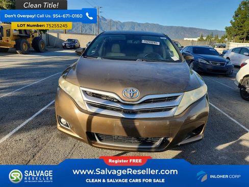 Used 2013 Toyota Venza LE FWD image 7
