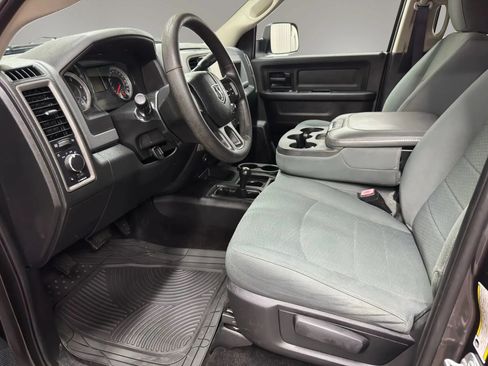 Used 2016 RAM 3500 Tradesman w/ Chrome Appearance Group AWD/4WD image 9