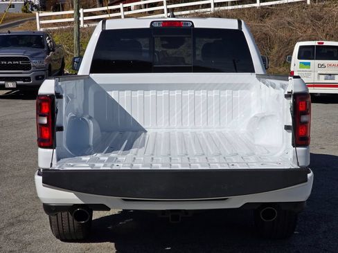 New 2026 RAM 1500 Big Horn AWD/4WD image 14