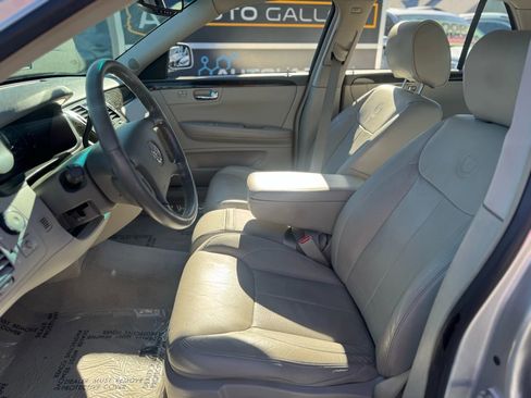 Used 2011 Cadillac DTS Luxury image 15