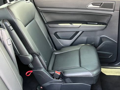Used 2019 Volkswagen Atlas SE FWD image 11