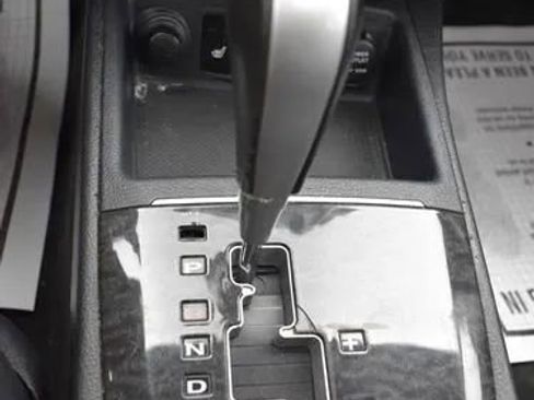 Used 2008 Hyundai Santa Fe Limited image 24