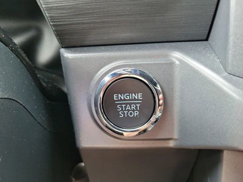 Used 2025 Ford F150 XLT w/ Equipment Group 302A MID RWD image 39