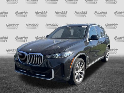 Certified 2024 BMW X5 xDrive40i w/ Premium Package AWD/4WD image 6