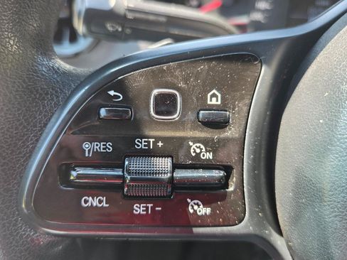 Used 2019 Mercedes-Benz Sprinter 170 image 31