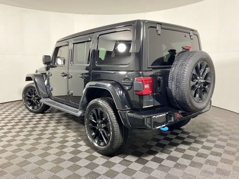 Used 2021 Jeep Wrangler Unlimited Sahara image 11