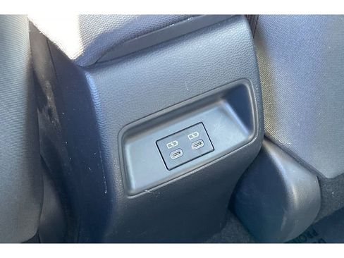 Used 2023 Toyota Corolla LE image 38