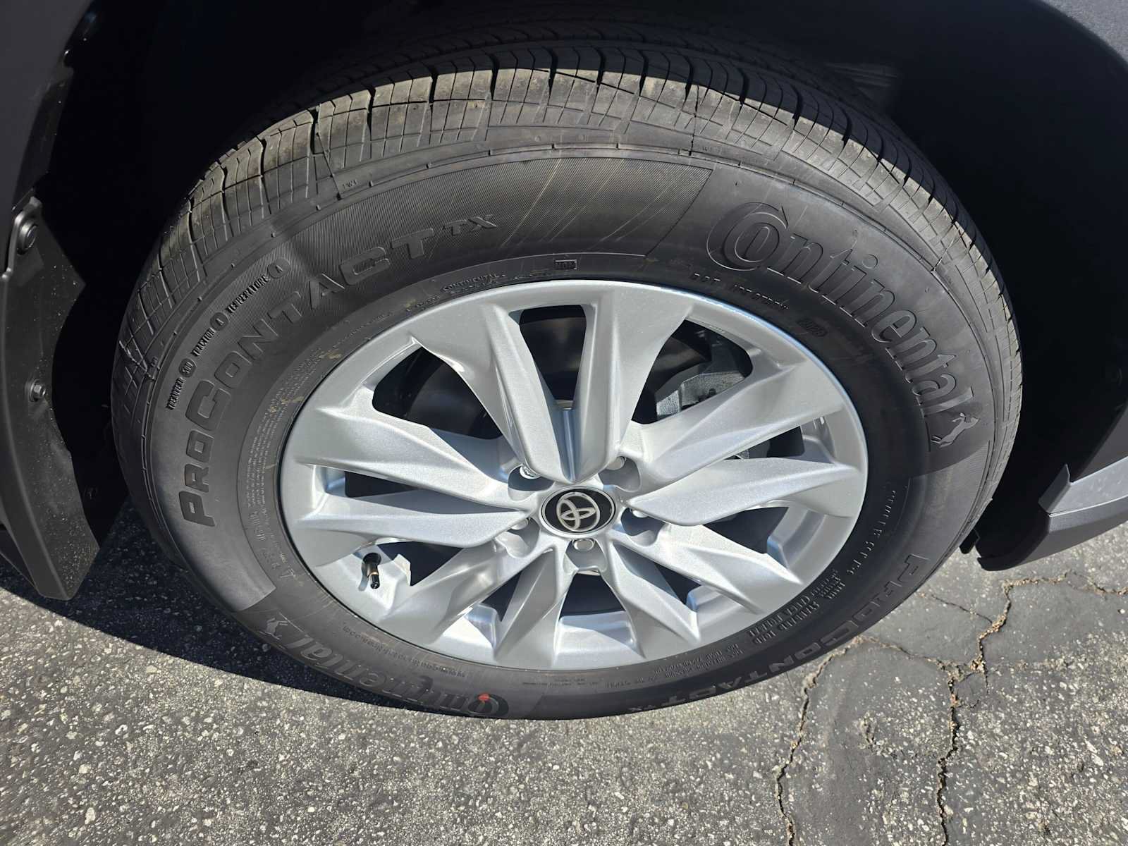 New 2026 Toyota Corolla Cross LE AWD/4WD image 9