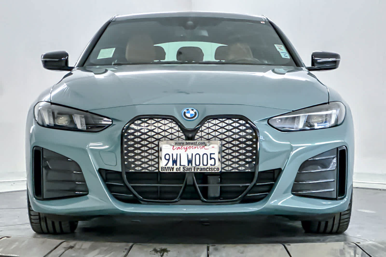 Used 2025 BMW i4 eDrive40 w/ M Sport Package RWD image 10
