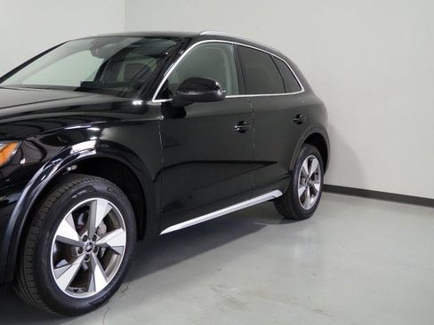Used 2023 Audi Q5 2.0T Premium w/ Convenience Package AWD/4WD image 42