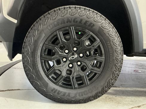 New 2026 Chevrolet Colorado Trail Boss AWD/4WD image 13