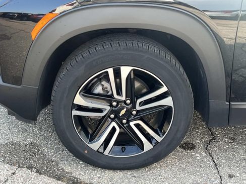 Used 2023 Chevrolet TrailBlazer LT w/ Convenience Package AWD/4WD image 25
