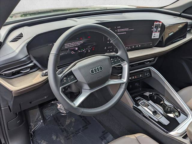 Used 2025 Audi Q5 Premium w/ Convenience Package AWD/4WD image 9