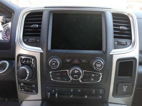 Used 2018 RAM 1500 Big Horn image 21