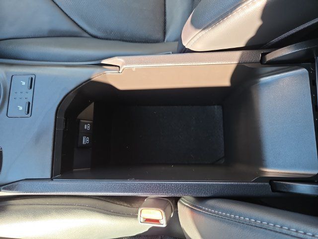 Used 2023 Toyota Camry XSE FWD image 28