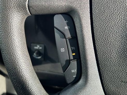 Used 2024 GMC Savana 2500 w/ Driver Convenience Package image 16