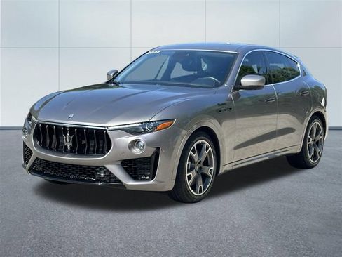 Used 2022 Maserati Levante Modena AWD/4WD image 8