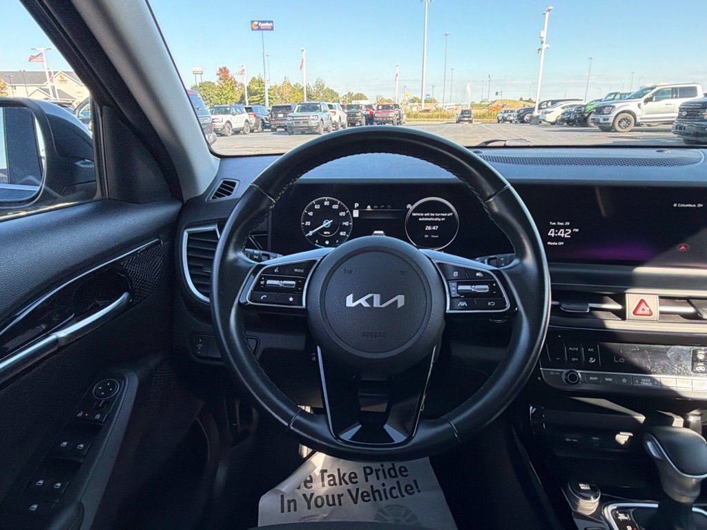 Used 2024 Kia Seltos S AWD/4WD image 19