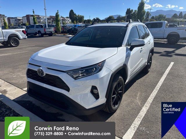 Used 2021 Toyota RAV4 XLE w/ Convenience Package AWD/4WD image 4