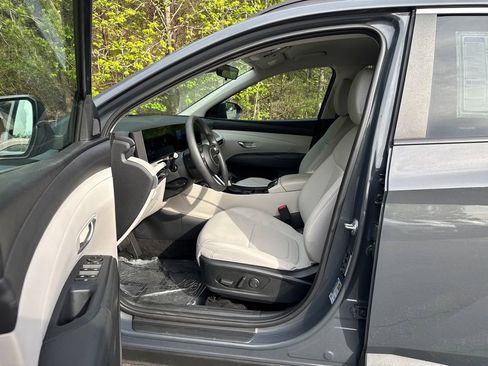 Used 2025 Hyundai Tucson SEL FWD image 20
