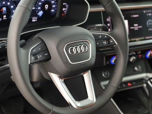 New 2025 Audi Q3 2.0T Premium Plus image 16