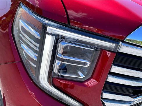 Used 2023 GMC Sierra 1500 SLT w/ SLT Premium Package RWD image 27
