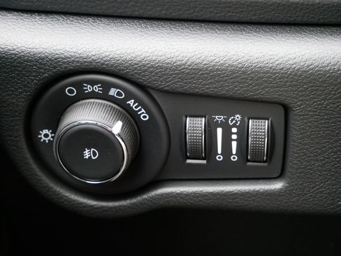 New 2026 Chrysler Pacifica Limited w/ S Appearance Package image 18