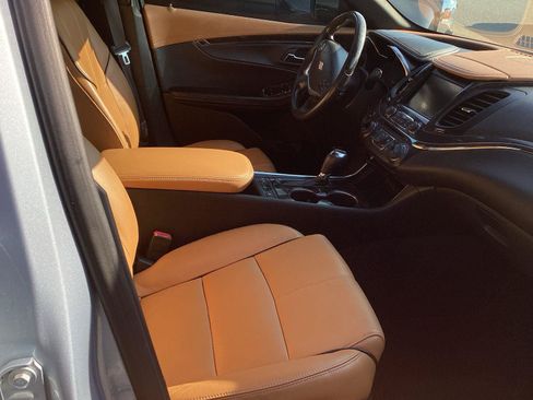 Used 2014 Chevrolet Impala LTZ FWD image 7
