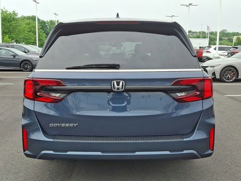 Used 2025 Honda Odyssey EX-L image 5