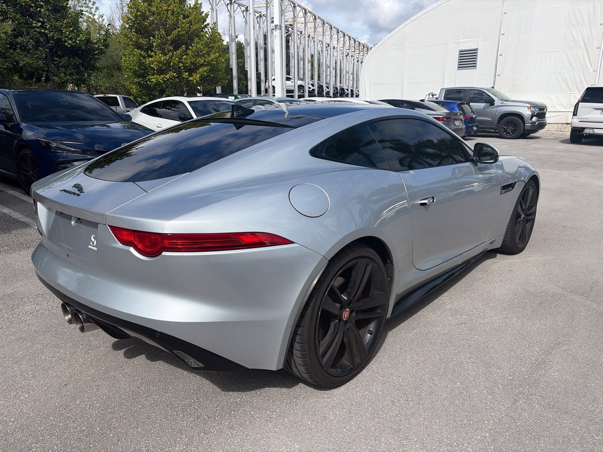 Used 2017 Jaguar F-TYPE Coupe RWD image 6