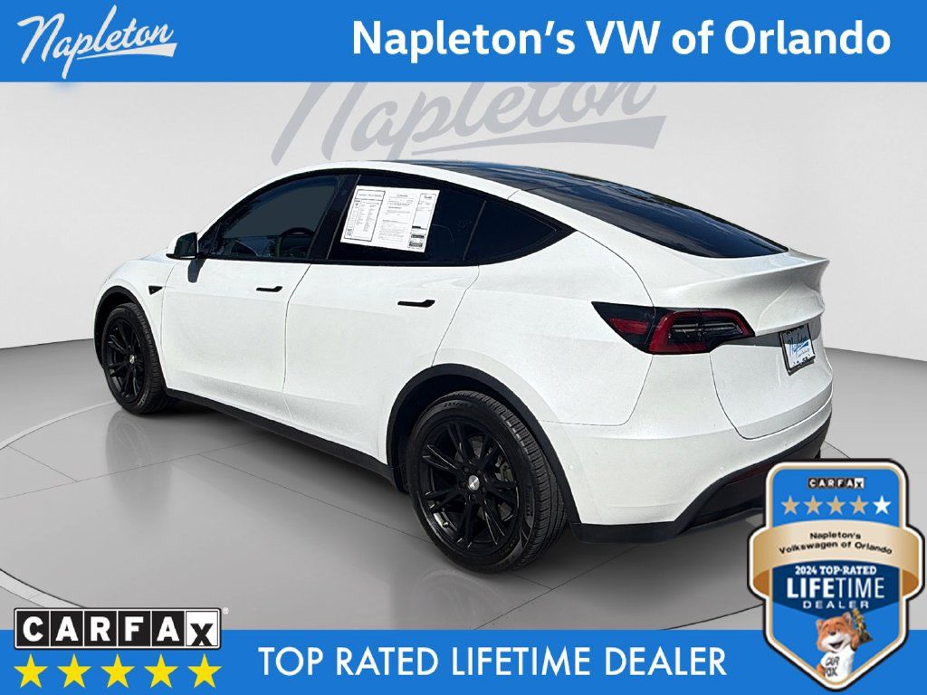 Used 2021 Tesla Model Y Long Range AWD/4WD image 3