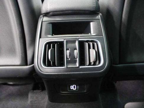 Used 2023 Maserati Grecale GT image 37