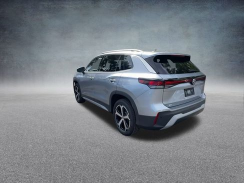 New 2025 Volkswagen Tiguan SE image 17