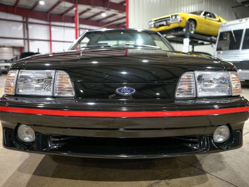 Used 1989 Ford Mustang GT image 12