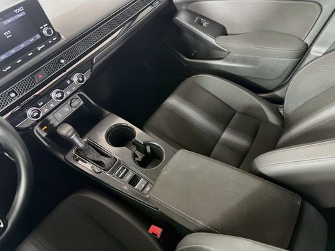 Used 2025 Honda Civic Sport image 26