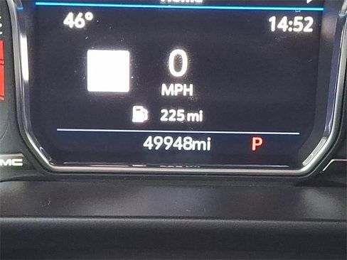 Used 2021 GMC Yukon XL SLT w/ Rear Media and Nav Package image 21