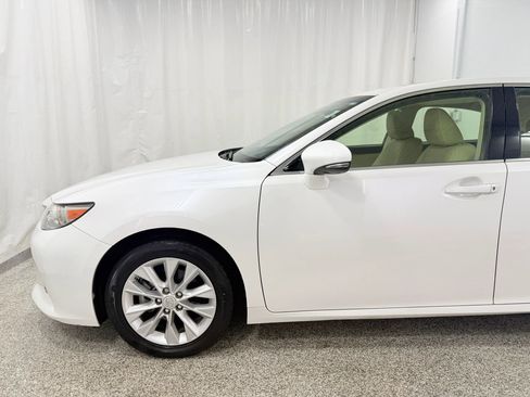 Used 2014 Lexus ES 300h ES 300h Sedan 4D image 4