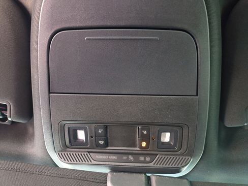 Used 2023 Ford F150 XLT image 24