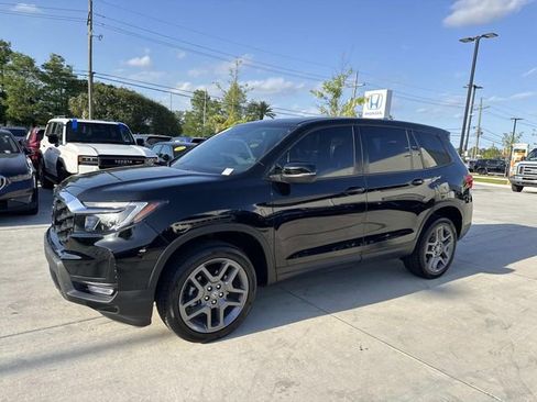Used 2023 Honda Passport EX-L image 3