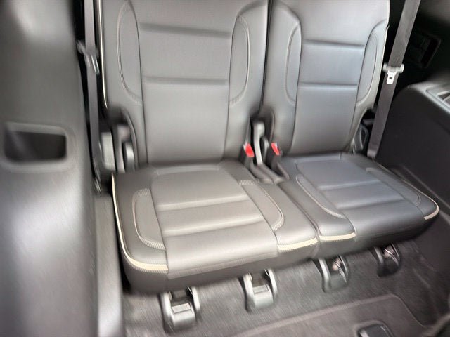 Used 2020 GMC Acadia Denali w/ LPO, Floor Liner Package AWD/4WD image 29