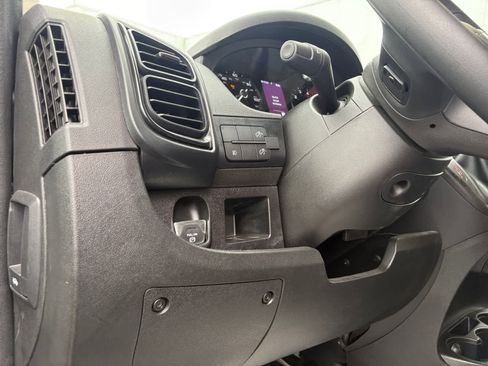 Used 2025 RAM ProMaster 2500 w/ Convenience Group FWD image 22