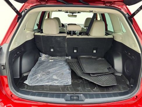 Used 2023 Subaru Forester Limited image 21