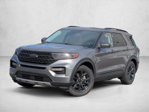 Used 2022 Ford Explorer XLT w/ Equipment Group 202A RWD image 1
